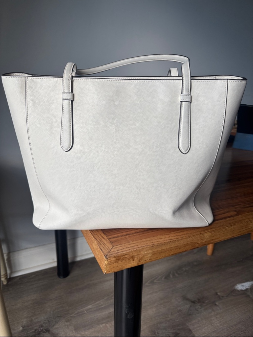 kate spade White Leather Tote with Luggage Tag - Picture 5 of 14